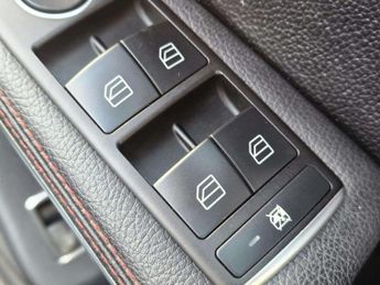 Mercedes-Benz GLA 2.1 GLA220d AMG Line (Premium Plus) 7G-DCT 4MATIC Euro 6 (s/s) 5