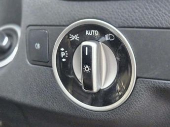 Mercedes-Benz GLA 2.1 GLA220d AMG Line (Premium Plus) 7G-DCT 4MATIC Euro 6 (s/s) 5