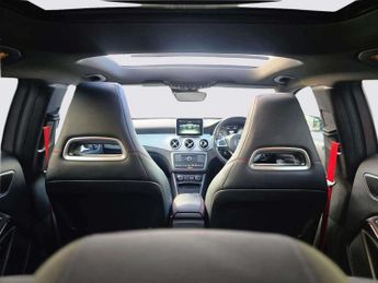 Mercedes-Benz GLA 2.1 GLA220d AMG Line (Premium Plus) 7G-DCT 4MATIC Euro 6 (s/s) 5