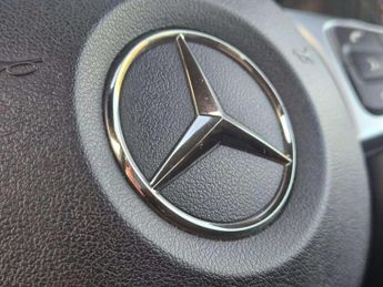 Mercedes-Benz GLA 2.1 GLA220d AMG Line (Premium Plus) 7G-DCT 4MATIC Euro 6 (s/s) 5