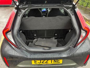 Toyota Aygo X 1.0 VVT-i Edge x-shift Euro 6 (s/s) 5dr