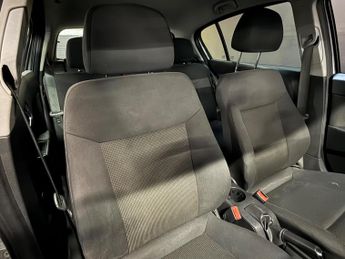 Vauxhall Astra 1.4i 16v Life 5dr