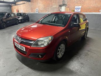 Vauxhall Astra 1.8i 16v Design 5dr