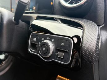 Mercedes-Benz A Class 1.3 A180 AMG Line 7G-DCT Euro 6 (s/s) 5dr