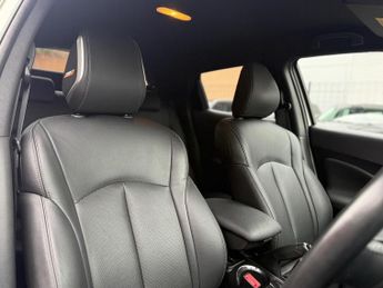 Nissan Juke 1.6 Tekna XTRON Euro 6 5dr