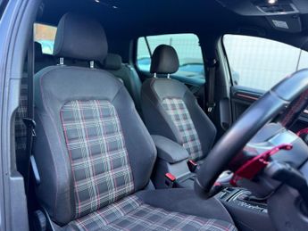 Volkswagen Golf 2.0 TSI GTI Performance DSG Euro 6 (s/s) 5dr