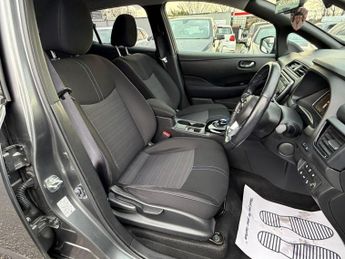 Nissan Leaf 24kWh Auto 5dr