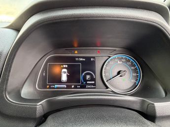 Nissan Leaf 24kWh Auto 5dr