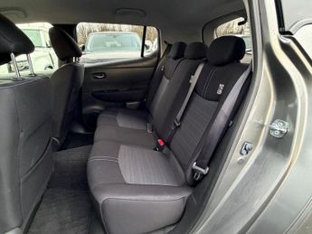 Nissan Leaf 24kWh Auto 5dr