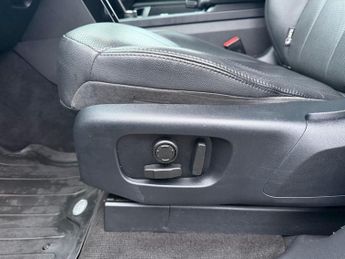 Land Rover Discovery 3.0 TD V6 SE Auto 4WD Euro 6 (s/s) 5dr