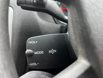 Ford Focus 1.6 LX 5dr