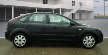 Ford Focus 1.6 LX 5dr