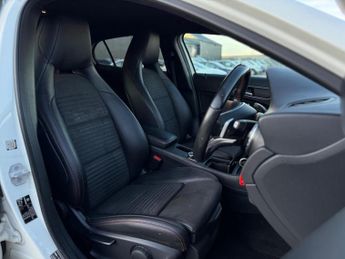 Mercedes-Benz GLA 1.6 GLA200 AMG Line (Executive) 7G-DCT Euro 6 (s/s) 5dr