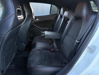 Mercedes-Benz GLA 1.6 GLA200 AMG Line (Executive) 7G-DCT Euro 6 (s/s) 5dr