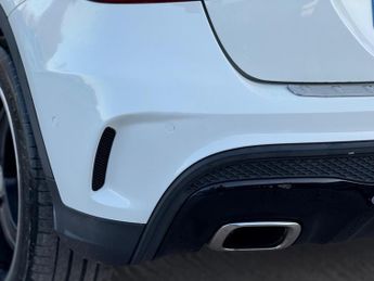 Mercedes-Benz GLA 1.6 GLA200 AMG Line (Executive) 7G-DCT Euro 6 (s/s) 5dr
