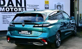 Peugeot 308 SW 1.6 12.4kWh Allure Premium Estate 5dr Petrol Plug-in Hybrid e-EA