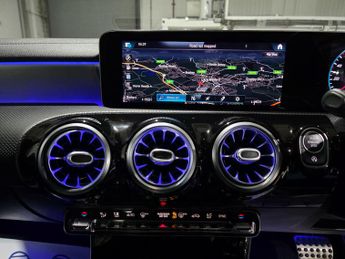 Mercedes-Benz CLA 2.0 CLA220 AMG Line (Premium Plus) Coupe 7G-DCT Euro 6 (s/s) 4dr