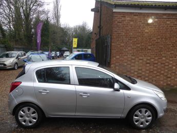 Vauxhall Corsa 1.4i 16v Club 5dr