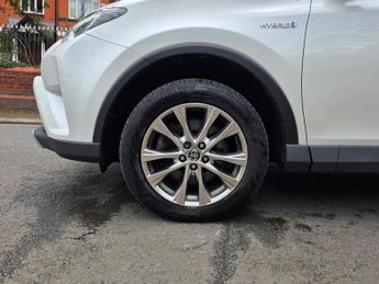 Toyota RAV4 2.5 VVT-h Excel CVT 4WD Euro 6 (s/s) 5dr (Safety Sense)