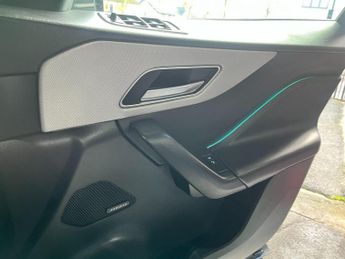 Jaguar F-PACE 2.0 D240 Portfolio Auto AWD Euro 6 (s/s) 5dr