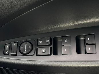 Hyundai TUCSON 1.7 CRDi Blue Drive SE Nav DCT Euro 6 (s/s) 5dr