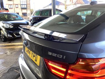 BMW 3 Series Gran Turismo 2.0 320i SE GT Auto xDrive Euro 6 (s/s) 5dr