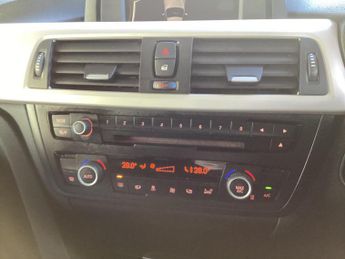 BMW 3 Series Gran Turismo 2.0 320i SE GT Auto xDrive Euro 6 (s/s) 5dr