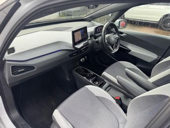 Volkswagen ID.3 Pro Performance 58kWh Family Auto 5dr