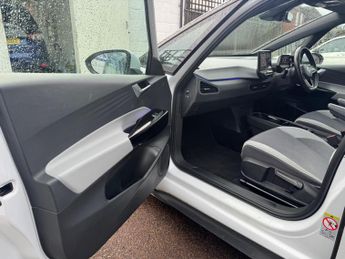 Volkswagen ID.3 Pro Performance 58kWh Family Auto 5dr