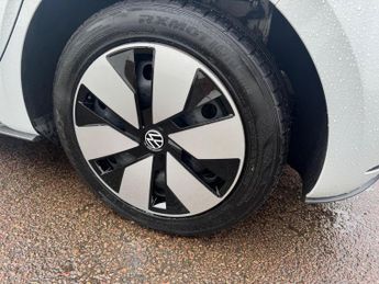 Volkswagen ID.3 Pro Performance 58kWh Family Auto 5dr