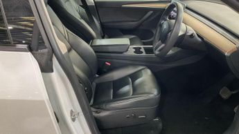 Tesla Model Y (Dual Motor) Long Range Auto 4WDE 5dr