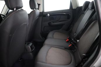 MINI Countryman 1.5 10kWh Cooper SE Classic Auto ALL4 Euro 6 (s/s) 5dr