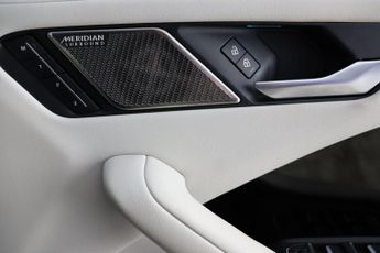 Jaguar I-PACE 400 90kWh Black Auto 4WD 5dr