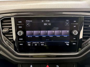 Volkswagen T-Roc 2.0 TSI SEL SUV 5dr Petrol DSG 4Motion Euro 6 (s/s) (190 ps)