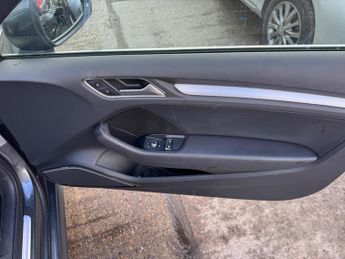 Audi A3 1.8 TFSI S line S Tronic Euro 5 (s/s) 3dr