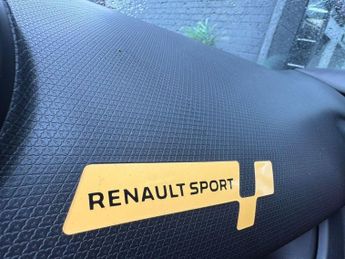 RENAULT CLIO 1.6 TCe Renaultsport Lux Hatchback 5dr Petrol EDC Euro 5 (200 ps