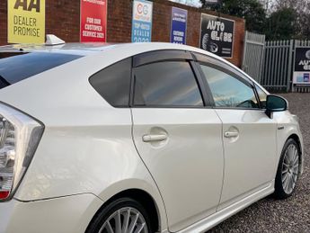 Toyota Prius 1.8 VVT-h T Spirit CVT Euro 5 (s/s) 5dr