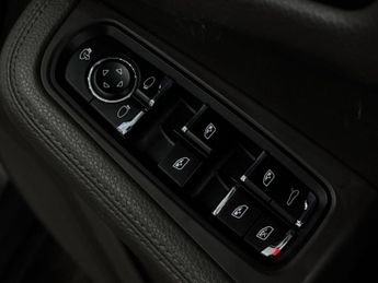 Porsche Macan 3.0 TD V6 S PDK 4WD Euro 6 (s/s) 5dr