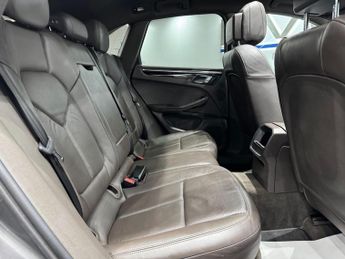 Porsche Macan 3.0 TD V6 S PDK 4WD Euro 6 (s/s) 5dr