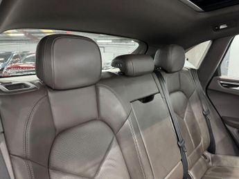 Porsche Macan 3.0 TD V6 S PDK 4WD Euro 6 (s/s) 5dr