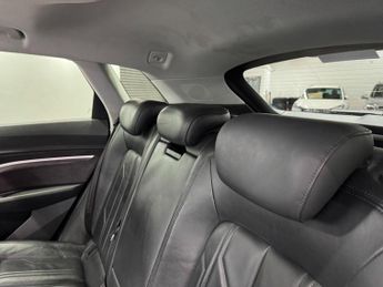 Audi e-tron 55 Launch Edition Auto quattro 5dr 95kWh