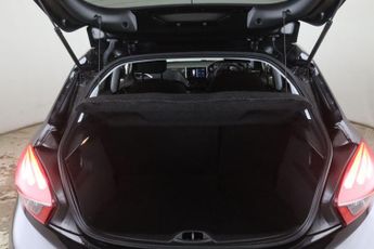Peugeot 208 1.2 PureTech Signature Euro 6 (s/s) 5dr