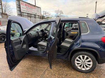 Volkswagen Tiguan 2.0 TDI BlueMotion Tech Match DSG 4WD Euro 5 (s/s) 5dr