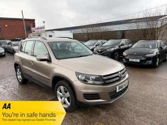 Volkswagen Tiguan 2.0 TDI BlueMotion Tech S 2WD Euro 5 (s/s) 5dr