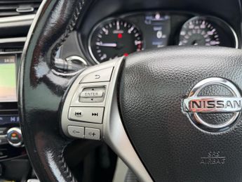 Nissan Qashqai 1.6 dCi Tekna XTRON 2WD Euro 6 (s/s) 5dr