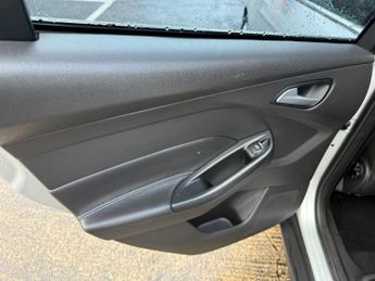 Ford Focus 1.5T EcoBoost Titanium X Auto Euro 6 (s/s) 5dr