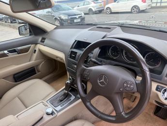 Mercedes-Benz C Class 1.8 C180 BlueEfficiency Elegance Auto Euro 5 5dr