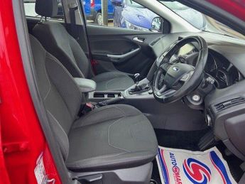 Ford Focus 1.0T EcoBoost Zetec Euro 6 (s/s) 5dr