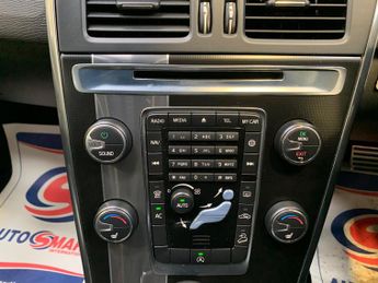 Volvo XC60 2.4 D5 R-Design Nav Auto AWD Euro 6 (s/s) 5dr