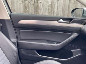 Volkswagen Passat 2.0 TDI GT DSG Euro 6 (s/s) 4dr